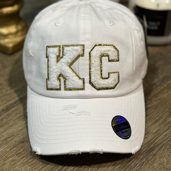 Super cute white KC hat with small white and gold chenille letters - Picture 3 of 6